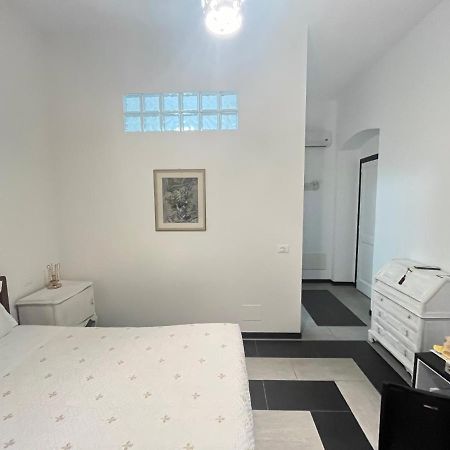 Trainspot Accommodation 斯培西亚 外观 照片