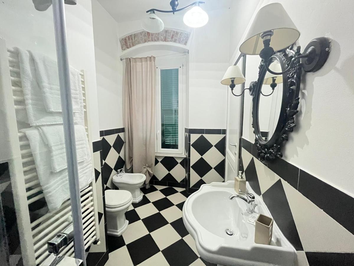 Trainspot Accommodation 斯培西亚 外观 照片